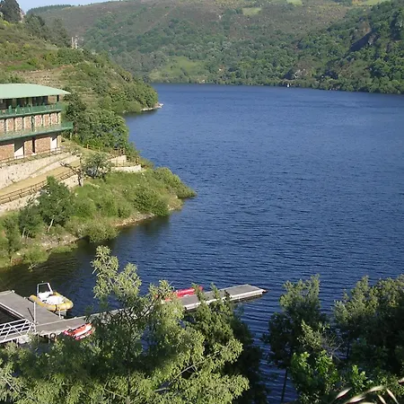 호스텔 Complexo Turistico Ponte Mourulle Toiriz (Lugo)