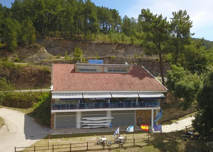 Complexo Turistico Ponte Mourulle Hostel Toiriz (Lugo)