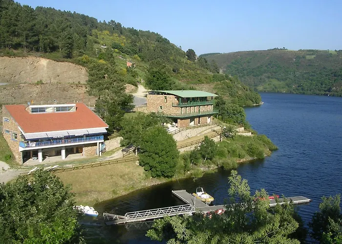 Complexo Turistico Ponte Mourulle Toiriz (Lugo)